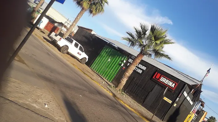 Desabolladura y pintura URBINA