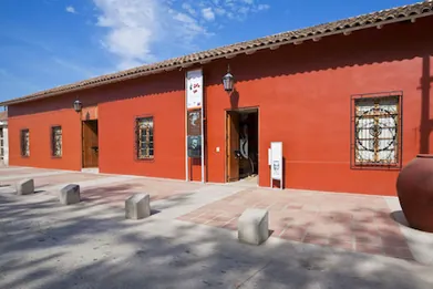 Museo de Arte y Artesanía de Linares