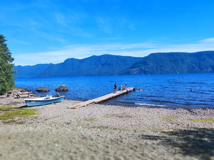 Playa bajo hondo